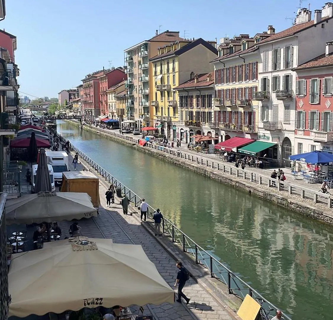 Ferienwohnung Ripa39 - Ampio Monolocale Affaccio Naviglio Grande Mailand Italien